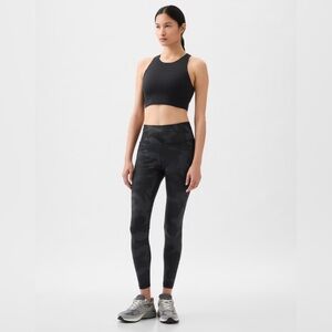 NWT GapFit High Rise Power Full Length Leggings Size M